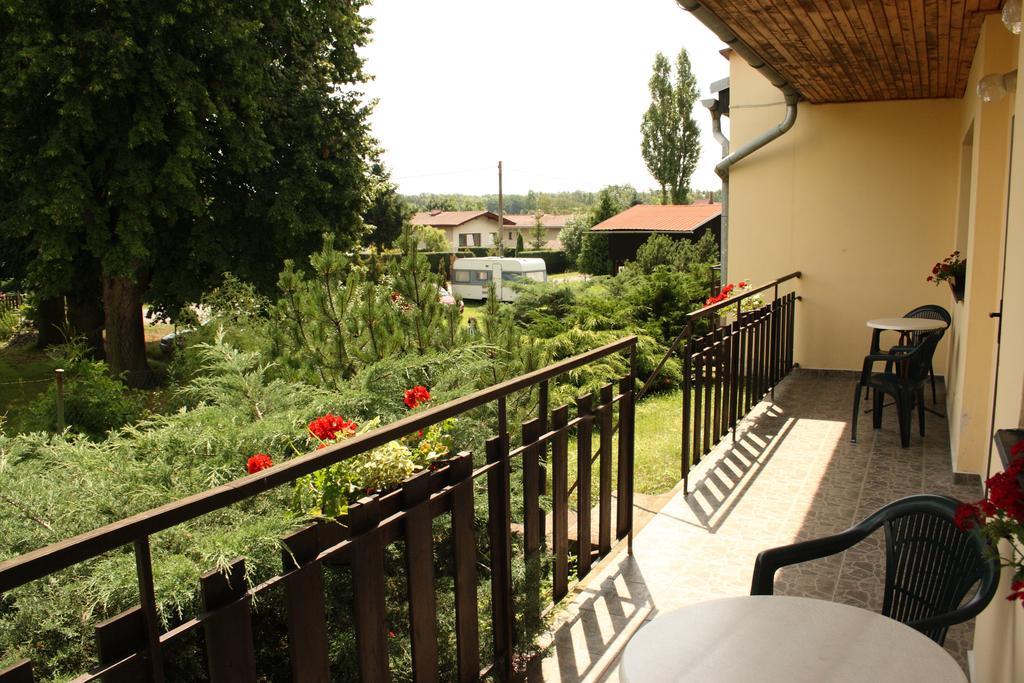 Bungalovy a ubytování Ratibořice- Zlíč Česká Skalice Esterno foto